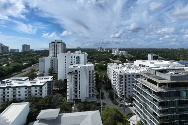 07-Domus-Brickell-South-View.jpg